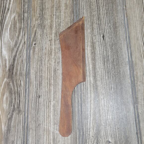 Vintage Crumb Catcher, Silent Butler Wood Carved, Asian Design - Picture 2 of 4